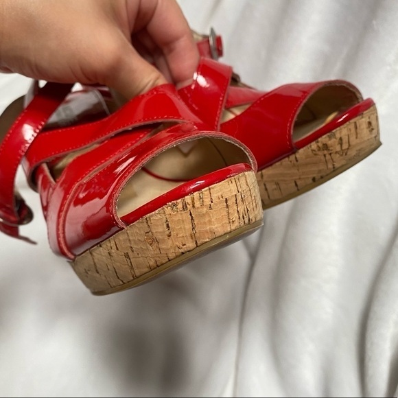 Michael Michael Kors red patent leather strappy chunky cork heel size 8.5 - Picture 11 of 11